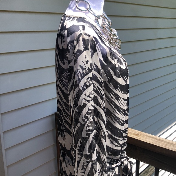 Pretty Shirt Dress by Express - Picture 15 of 17